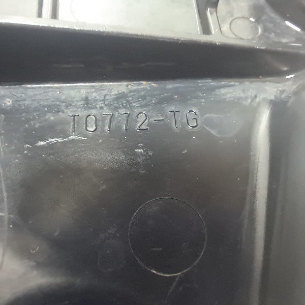 Suporte Esquerdo Parachoque Dianteiro Hilux 2016/2018 Origin